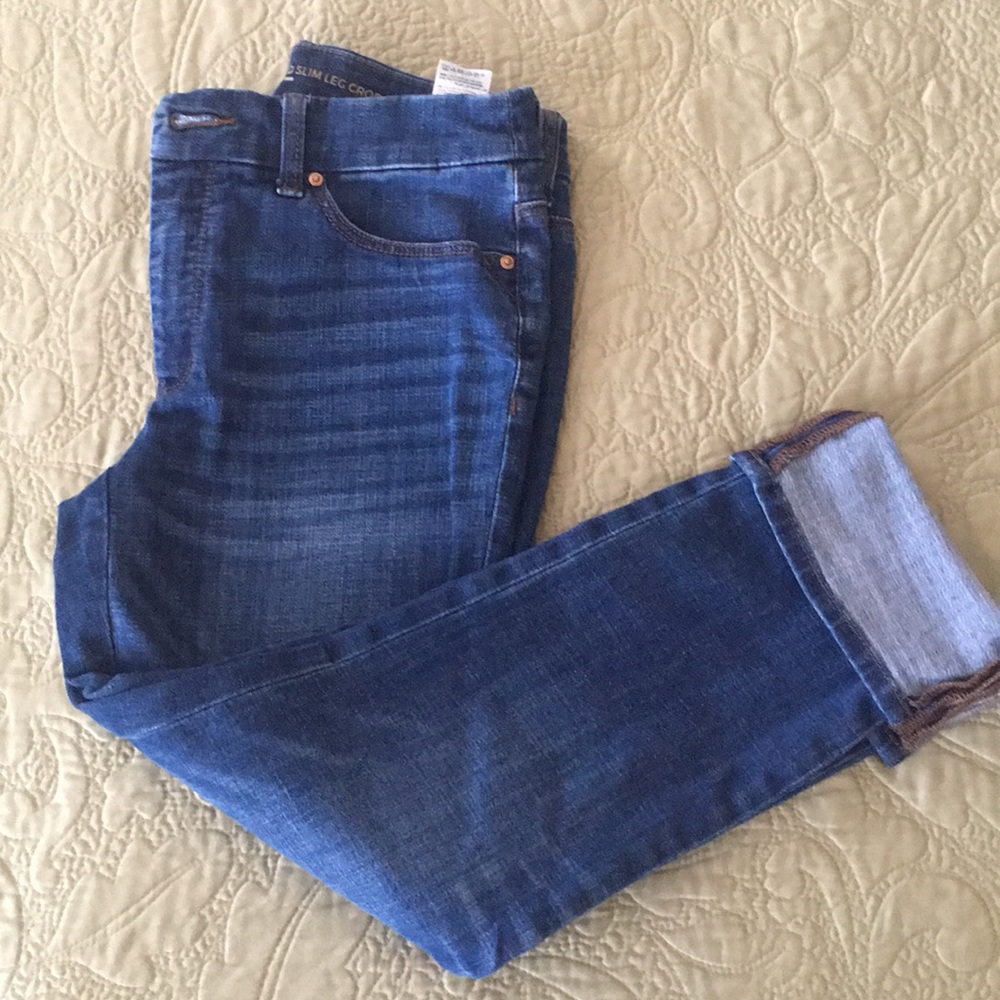Chico’s girlfriend slim leg crop